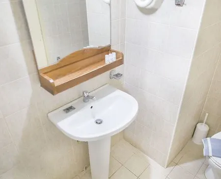Creta Отель 3*